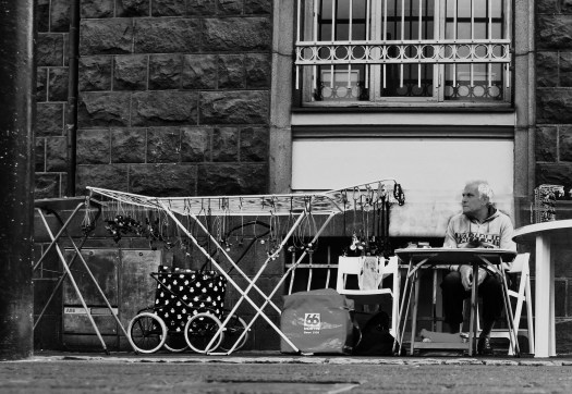 waiting for the big deal Island 2010 - Kopie