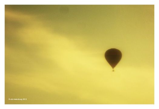 guten Morgen vom fluss ballon