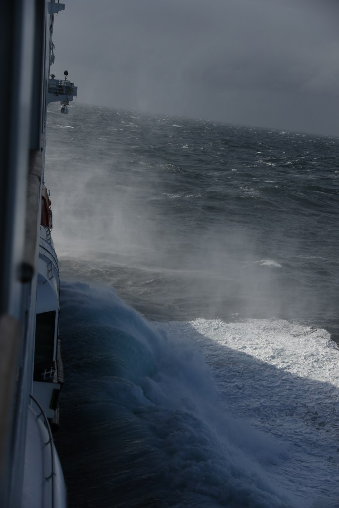 Stürmischern Atlantik vor der Atlantikküste Argentiniens Januar 2020